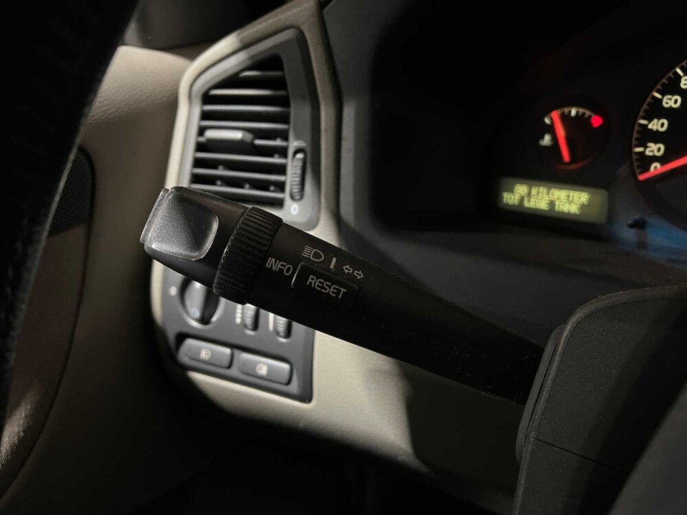 Volvo S60 2.4 140pk 2001, 88-HD-RN