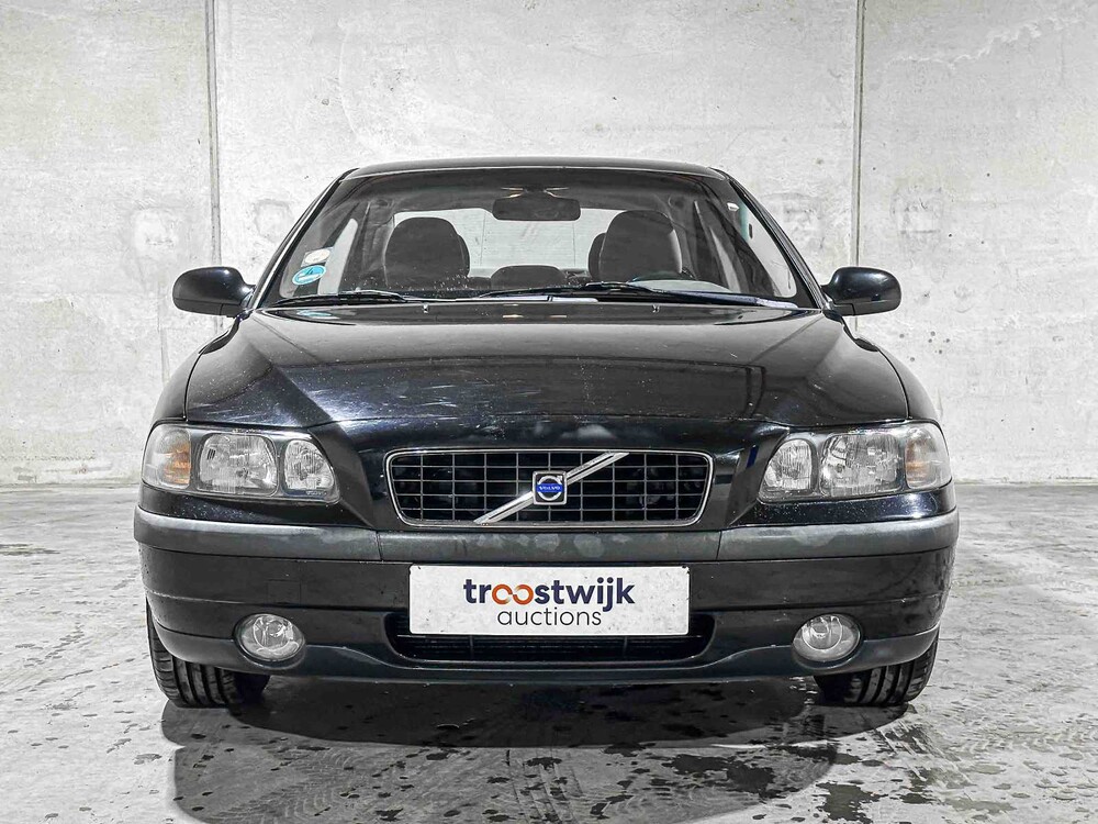 Volvo S60 2.4 140pk 2001, 88-HD-RN