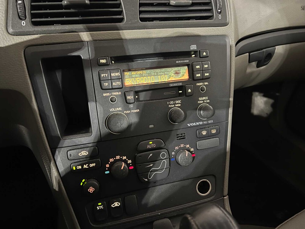 Volvo S60 2.4 140pk 2001, 88-HD-RN