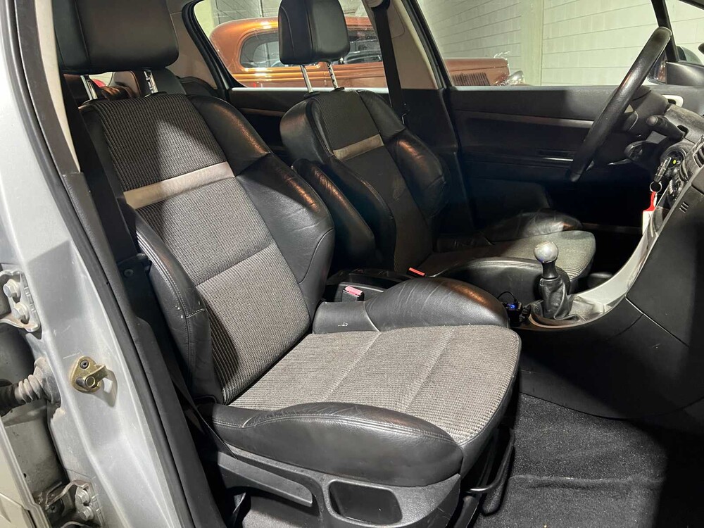 Peugeot 307 2.0-16V XS 140pk 2007, 70-JST-7