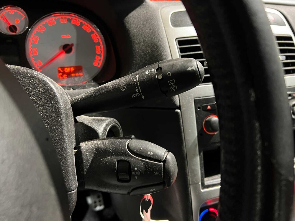 Peugeot 307 2.0-16V XS 140pk 2007, 70-JST-7