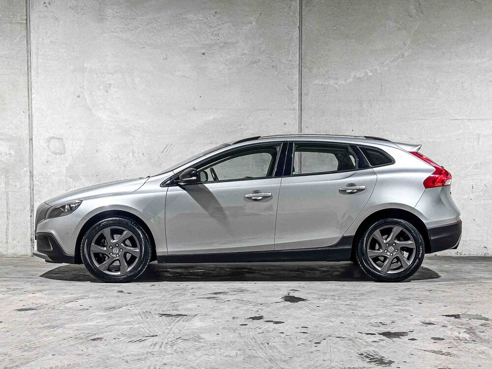 Volvo V40 Cross Country 1.6 T4 Momentum 179pk 2013, 7-KDH-93