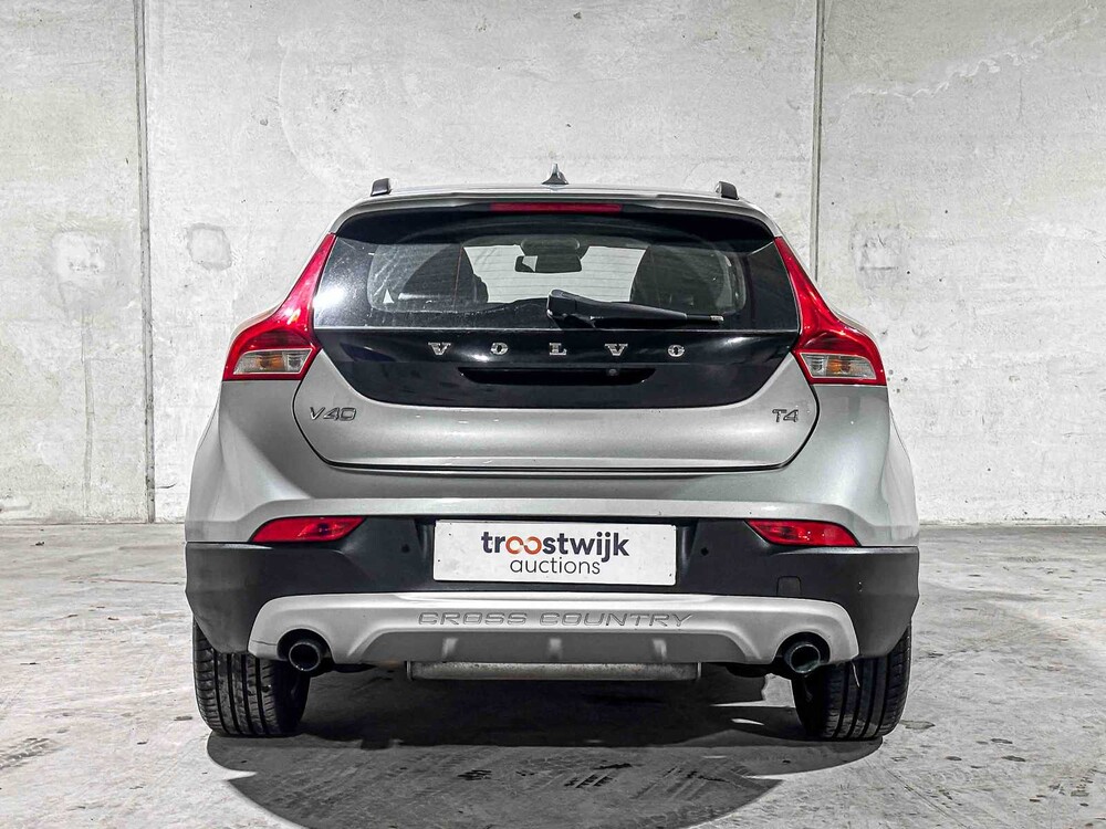 Volvo V40 Cross Country 1.6 T4 Momentum 179pk 2013, 7-KDH-93