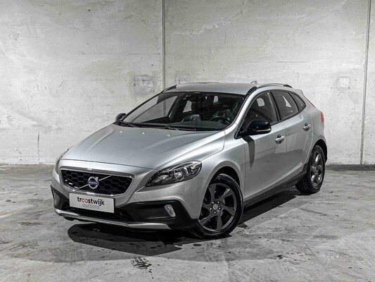 Volvo V40 Cross Country 1.6 T4 Momentum 179hp 2013, 7-KDH-93