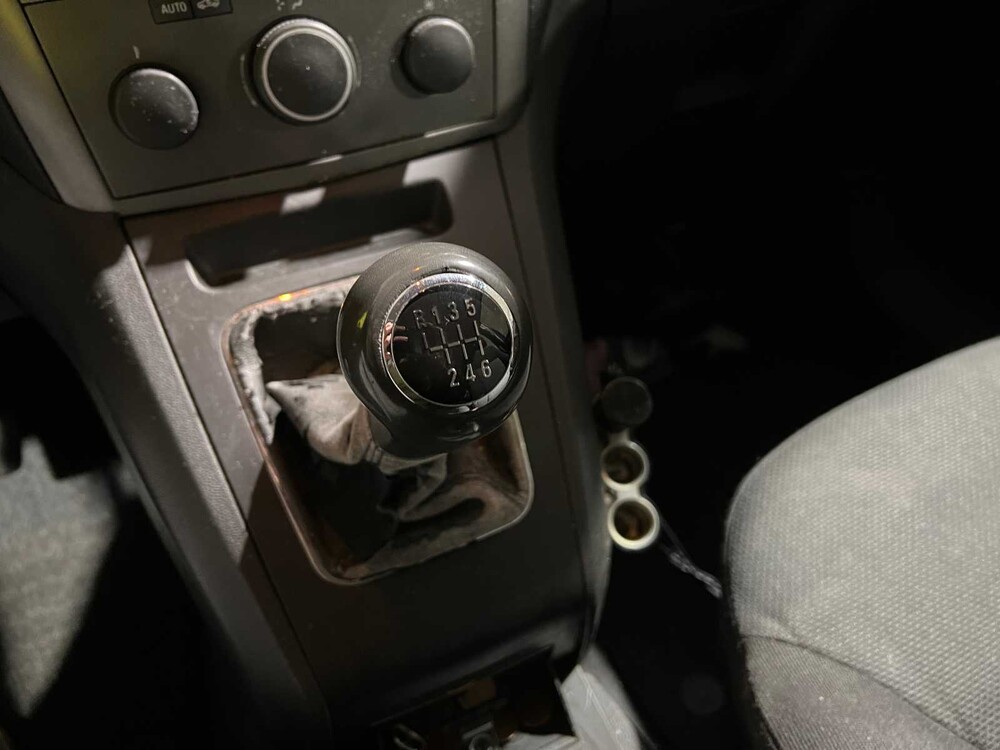 Opel Zafira 1.9 CDTi Enjoy 7-Persoons 120pk 2005, P-660-PX