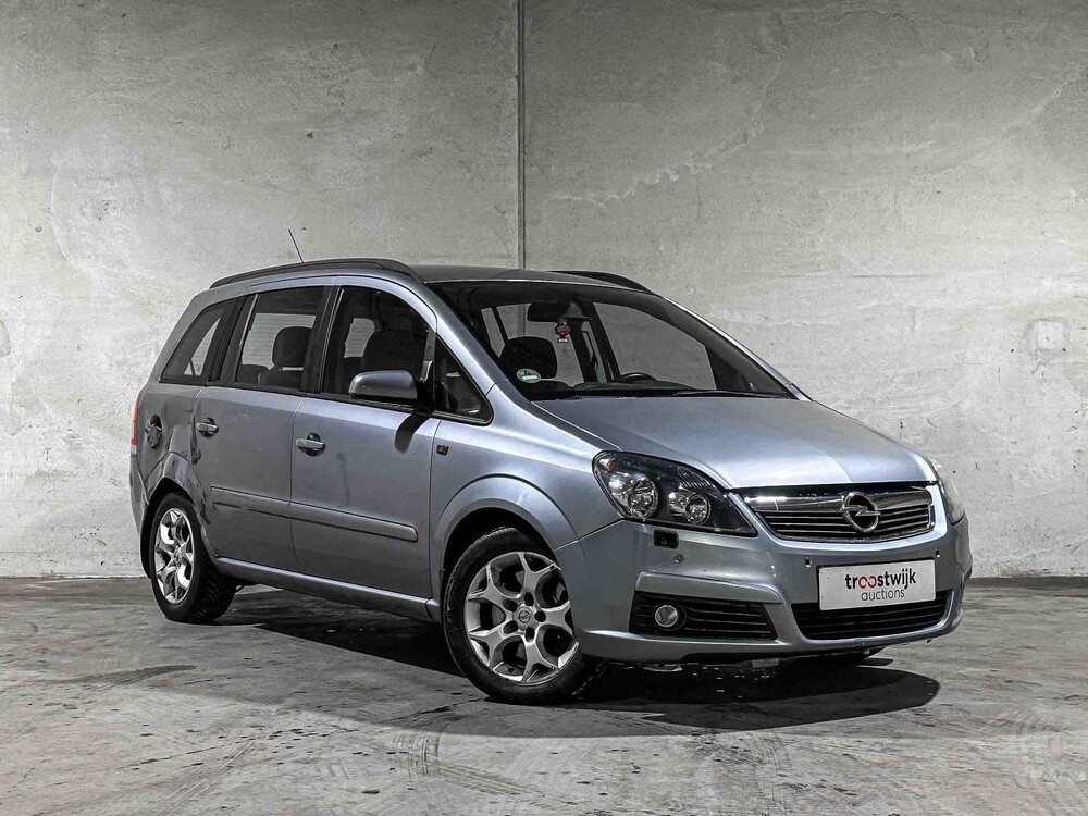 Opel Zafira 1.9 CDTi Enjoy 7-Persoons 120pk 2005, P-660-PX