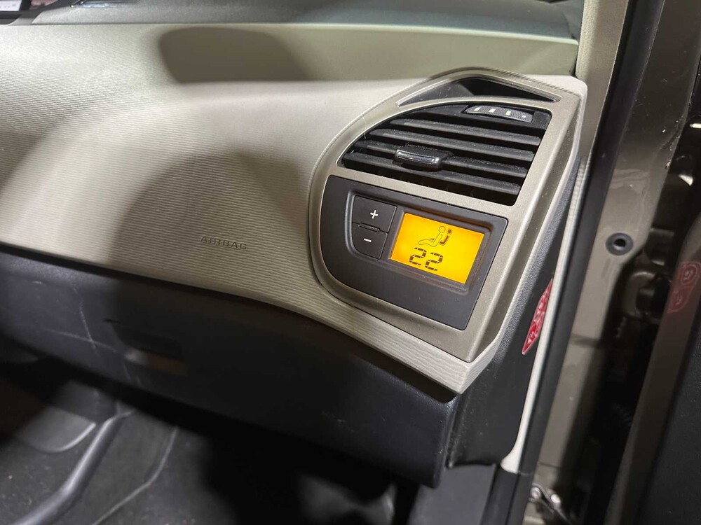 Citroen Grand C4 Picasso 1.6 THP Business EB6V 7-Sitzer 156PS 2011, 37-PLH-7