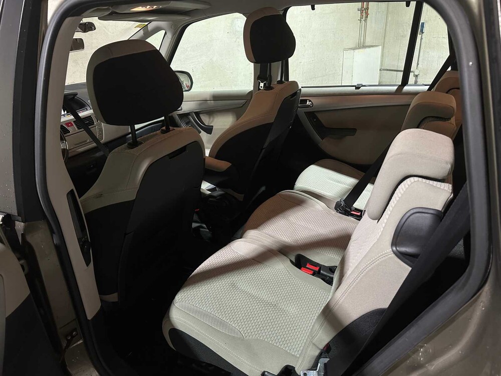 Citroen Grand C4 Picasso 1.6 THP Business EB6V 7-Sitzer 156PS 2011, 37-PLH-7