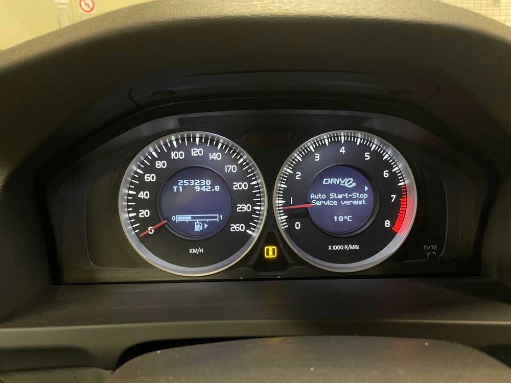 Volvo V60 1.6 T3 Kinetic 150pk 2011 (Origineel-NL), 36-PGK-5