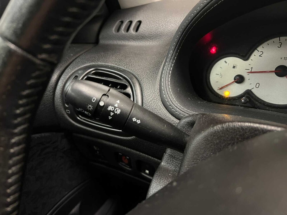 Peugeot 206 SW 1.6-16V Quiksilver 109pk 2005 (Origineel-NL), 29-RF-VB