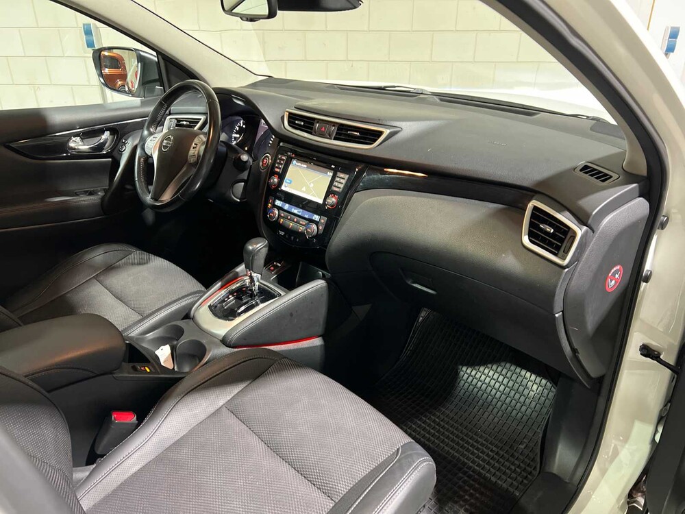 Nissan Qashqai 1.2 Tekna 116pk 2015, ZT-405-G