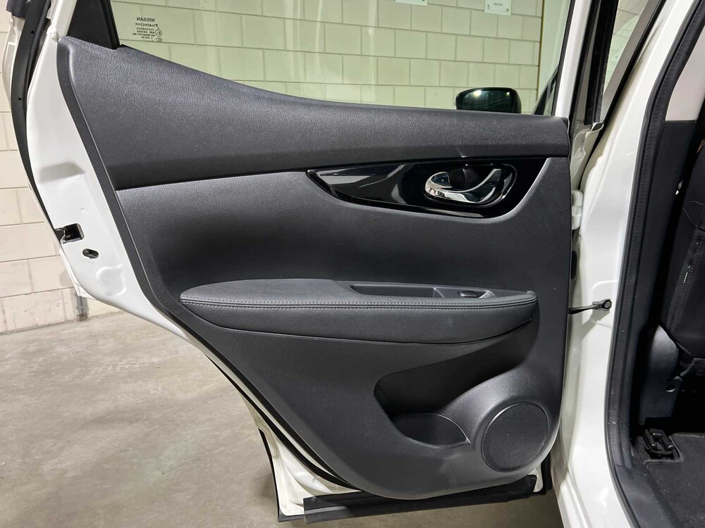 Nissan Qashqai 1.2 Tekna 116pk 2015, ZT-405-G