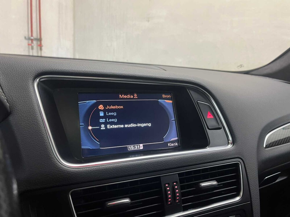 Audi Q5 3.2 FSI V6 Quattro S-line 271PS 2011, 52-XXH-7