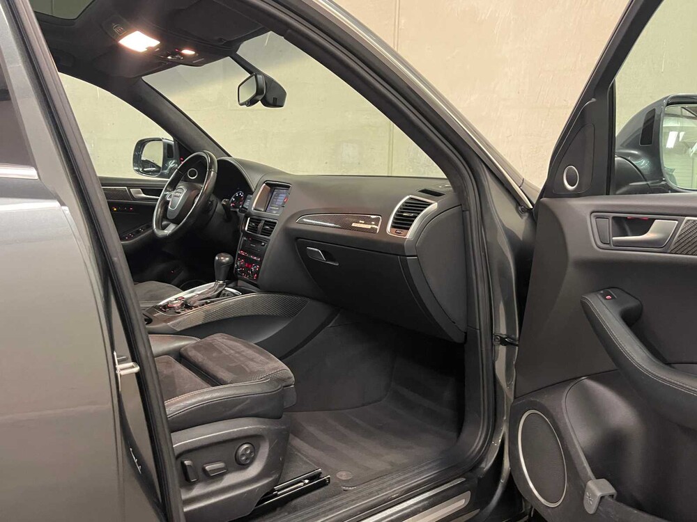 Audi Q5 3.2 FSI V6 Quattro S-line 271PS 2011, 52-XXH-7