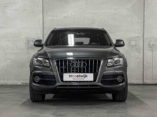 Audi Q5 3.2 FSI V6 Quattro S-line 271hp 2011, 52-XXH-7