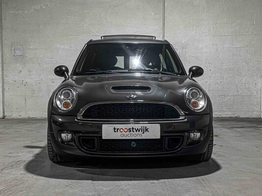 Mini Clubman John Cooper Works 1.6 211hp 2011, 5-XTG-33