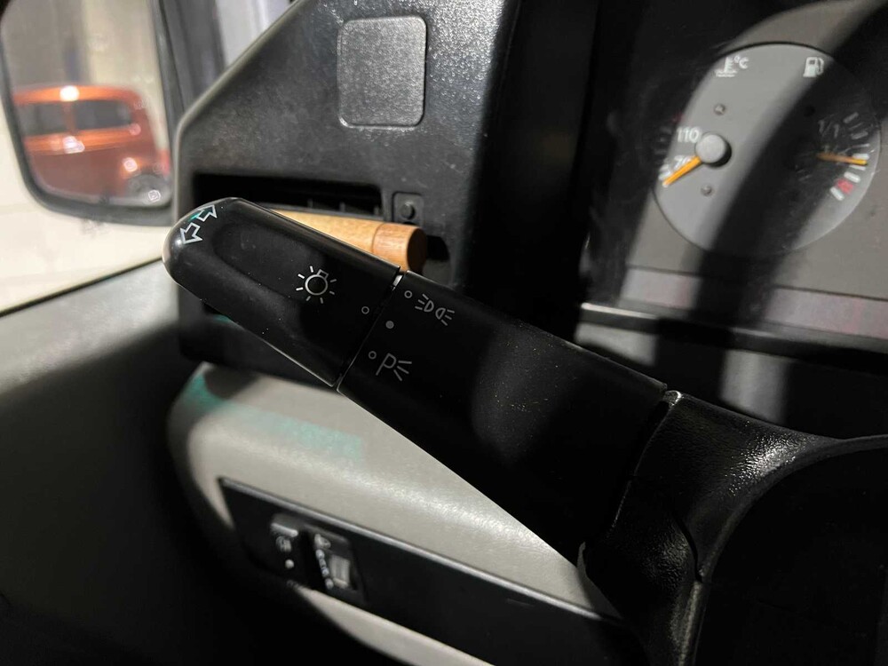 Volkswagen LT 35 2.5 TDI 109pk 2005, 16-BT-GP