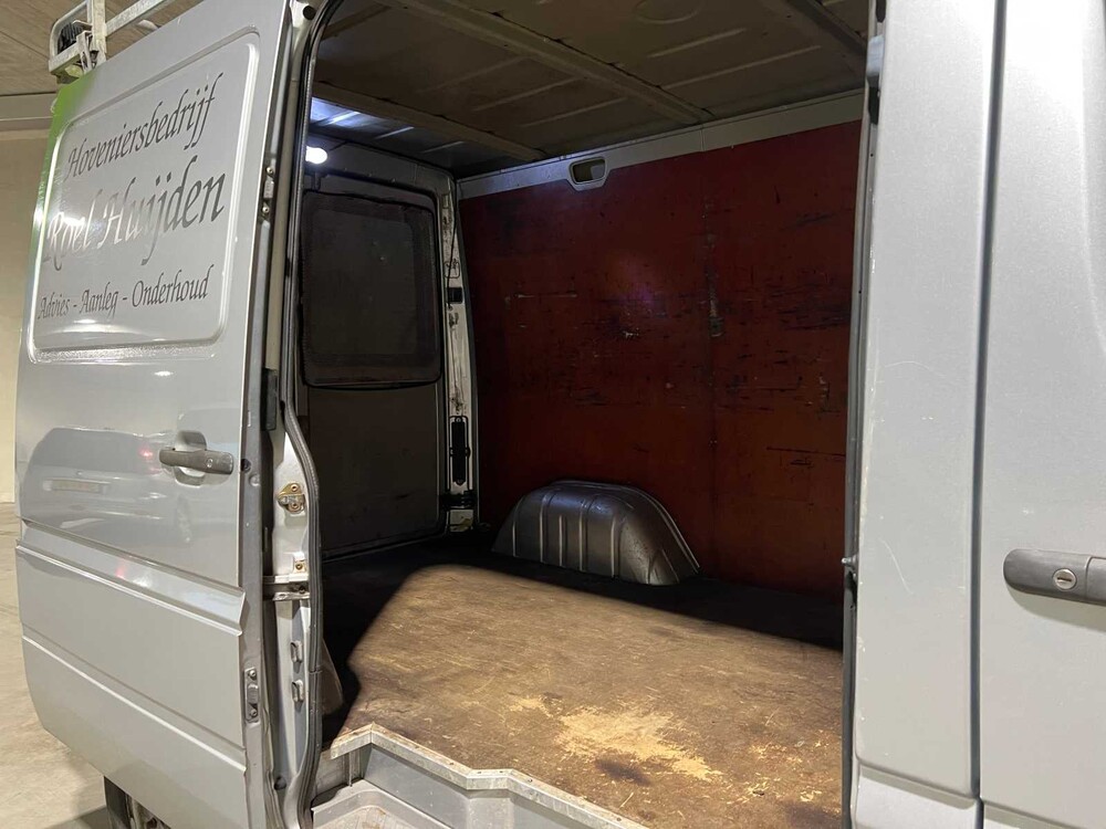 Volkswagen LT 35 2.5 TDI 109pk 2005, 16-BT-GP