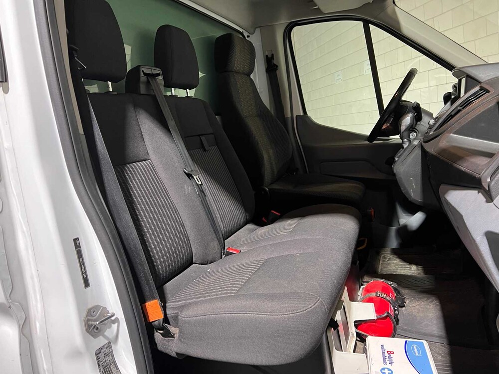 Ford Transit 350 2.0 TDCI L2H1 Trend 131pk 2018 Bedrijfswagen, V-912-LD