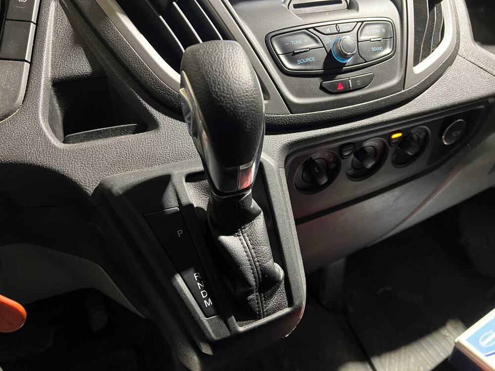 Ford Transit 350 2.0 TDCI L2H1 Trend 131pk 2018 Bedrijfswagen, V-912-LD