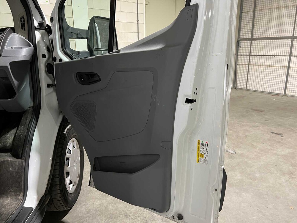 Ford Transit 350 2.0 TDCI L2H1 Trend 131pk 2018 Bedrijfswagen, V-912-LD