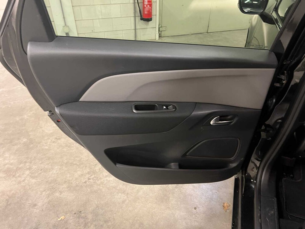 Citroen C4 Picasso 1.2 PT Selection 131pk 2018 (Origineel-NL), SP-541-L