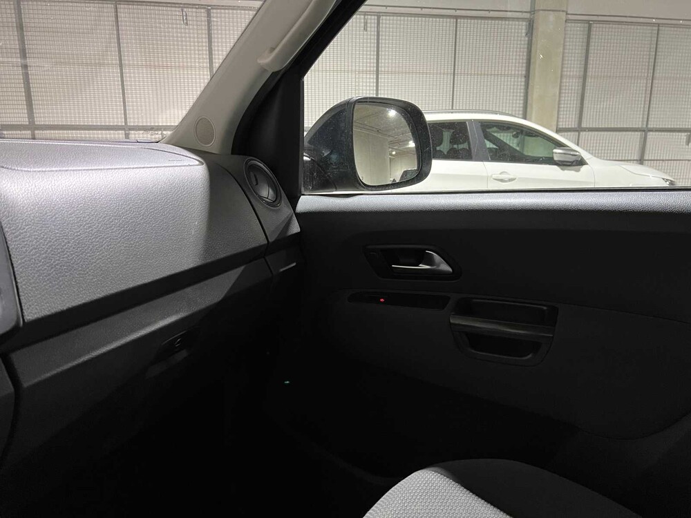 Volkswagen Amarok 2.0 TDI 4Motion DC Trendline 140pk 2016, VZ-648-J Bedrijfswagen