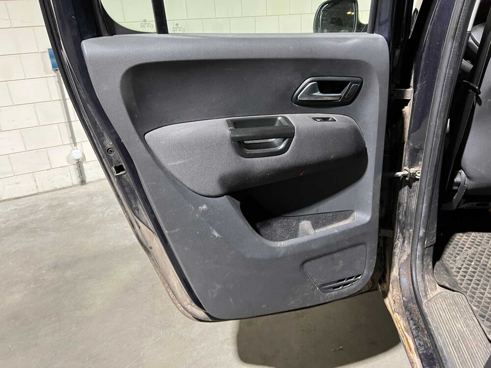 Volkswagen Amarok 2.0 TDI 4Motion DC Trendline 140pk 2016, VZ-648-J Bedrijfswagen