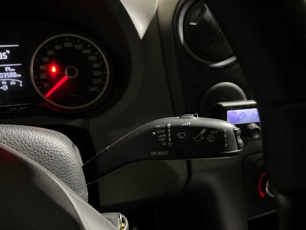 Volkswagen Amarok 2.0 TDI 4Motion DC Trendline 140pk 2016, VZ-648-J Bedrijfswagen