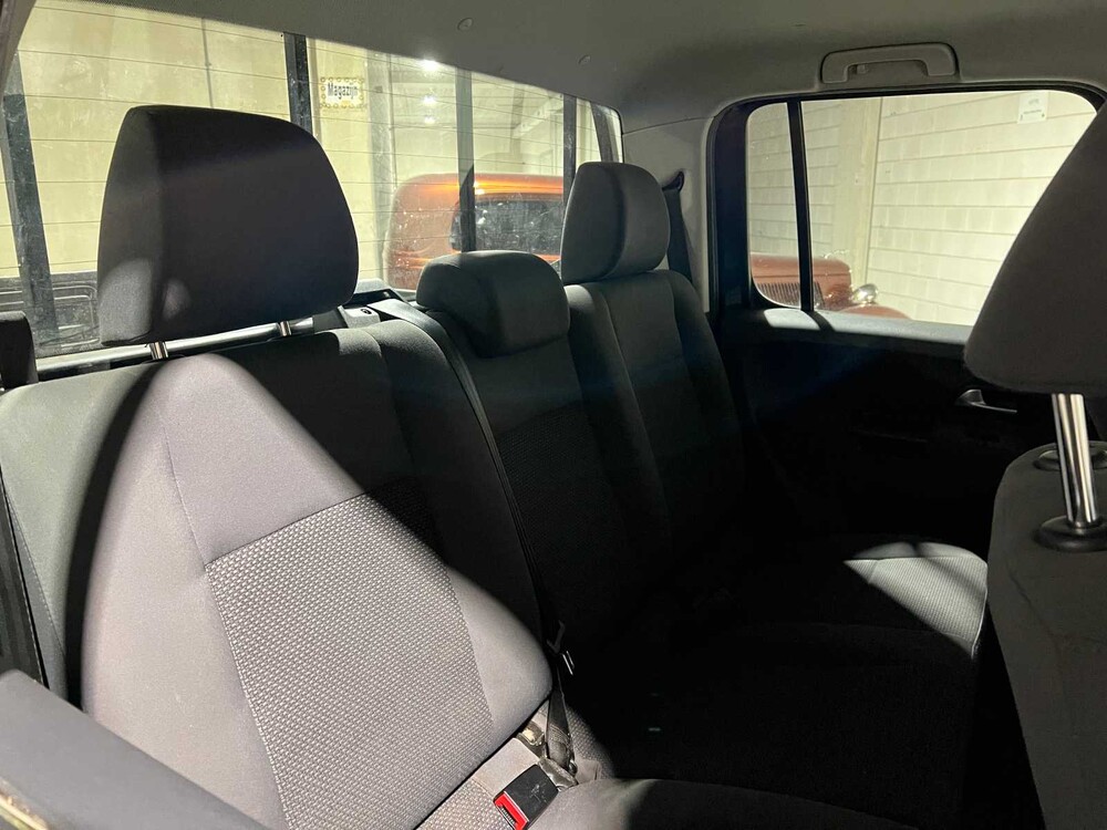 Volkswagen Amarok 2.0 TDI 4Motion DC Trendline 140pk 2016, VZ-648-J Bedrijfswagen