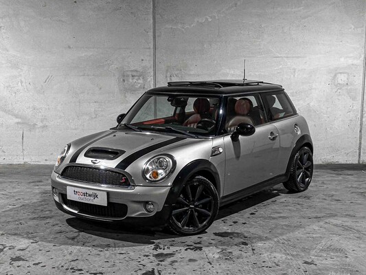 Mini Cooper S 1.6 174hp 2006, GV-048-L Youngtimer