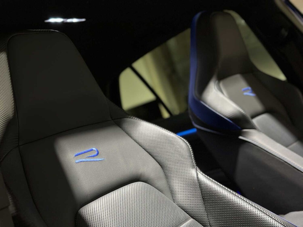 Volkswagen Golf VIII R 4Motion 20th Annniversary -AKRAPOVIC- 2.0 TSI 333hp 2023 LIMITED (Golf 8), NL REGISTRIERUNG