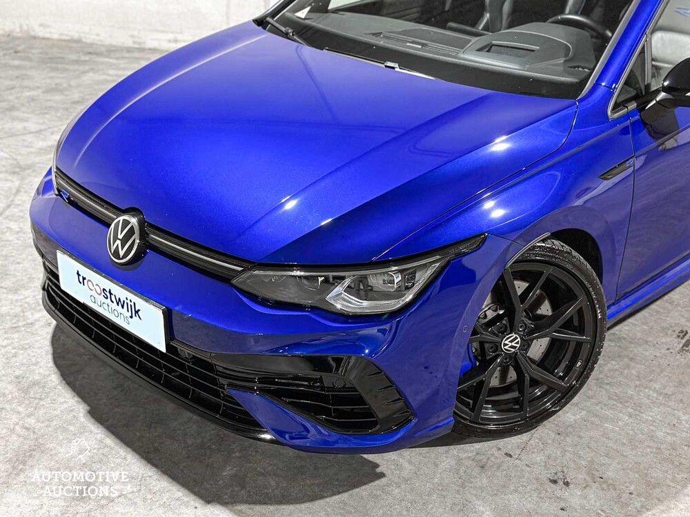 Volkswagen Golf VIII R 4Motion 20th Annniversary -AKRAPOVIC- 2.0 TSI 333hp 2023 LIMITED (Golf 8), NL REGISTRIERUNG
