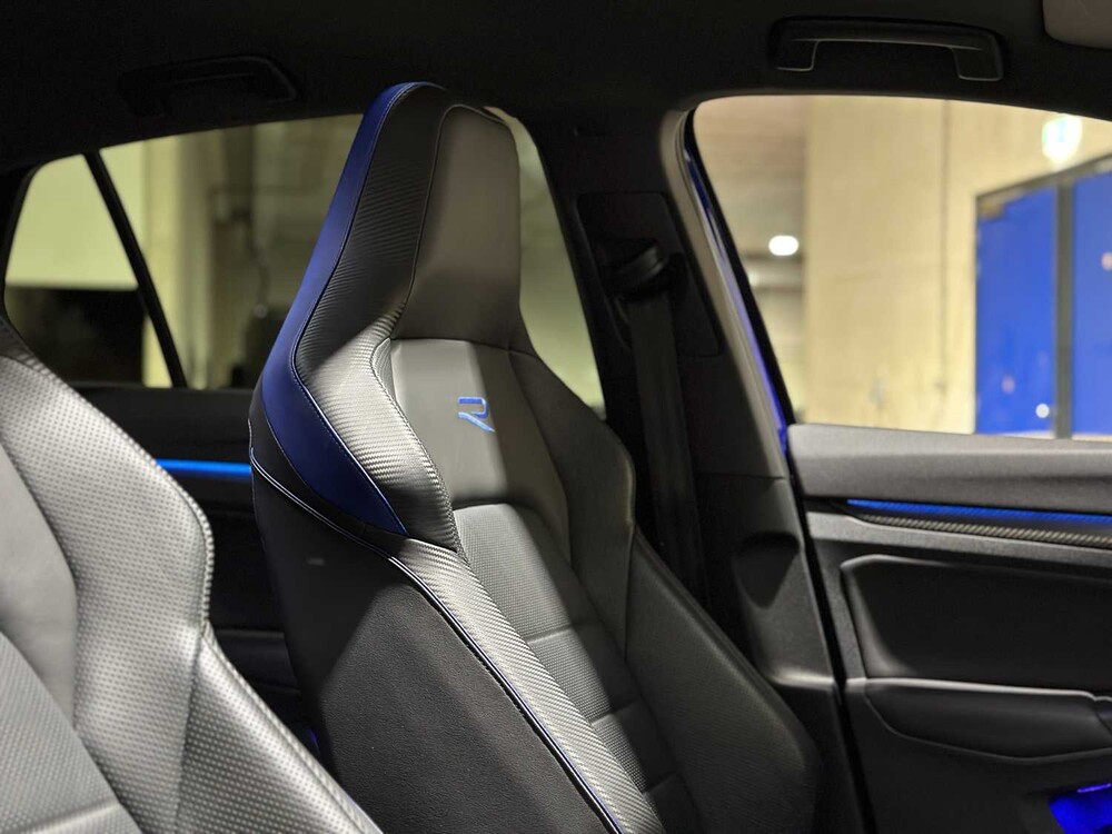 Volkswagen Golf VIII R 4Motion 20th Annniversary -AKRAPOVIC- 2.0 TSI 333hp 2023 LIMITED (Golf 8), NL REGISTRIERUNG