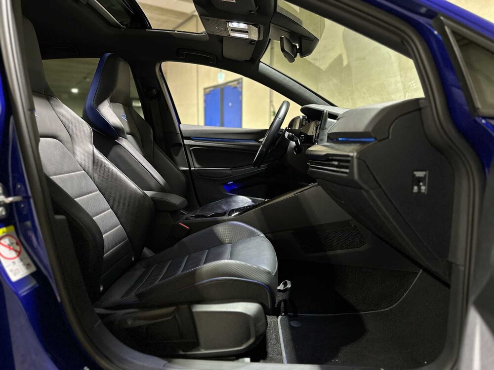 Volkswagen Golf VIII R 4Motion 20th Annniversary -AKRAPOVIC- 2.0 TSI 333hp 2023 LIMITED (Golf 8), NL REGISTRIERUNG