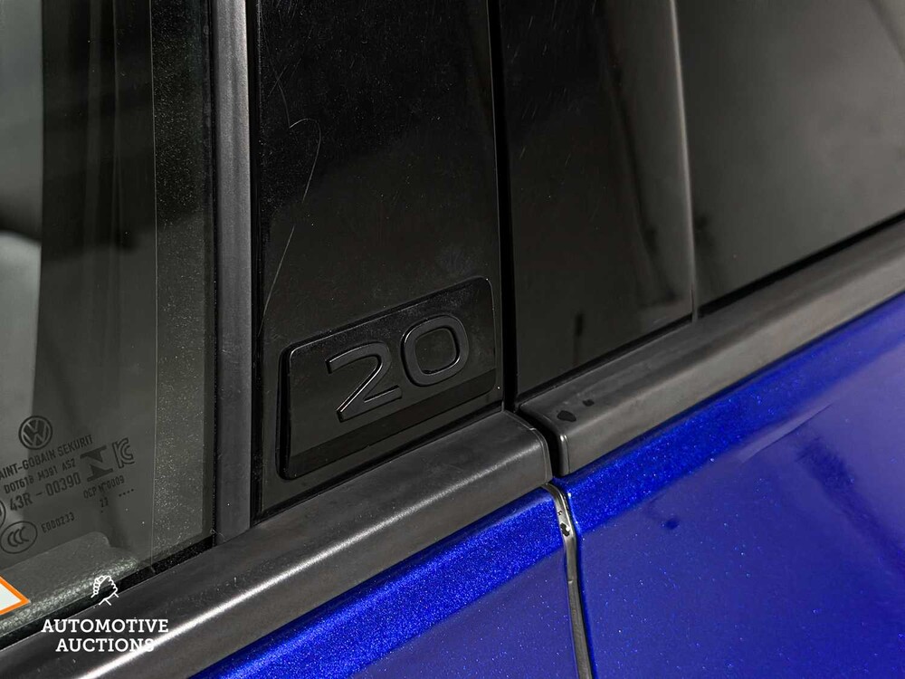 Volkswagen Golf VIII R 4Motion 20th Annniversary -AKRAPOVIC- 2.0 TSI 333hp 2023 LIMITED (Golf 8), NL REGISTRIERUNG