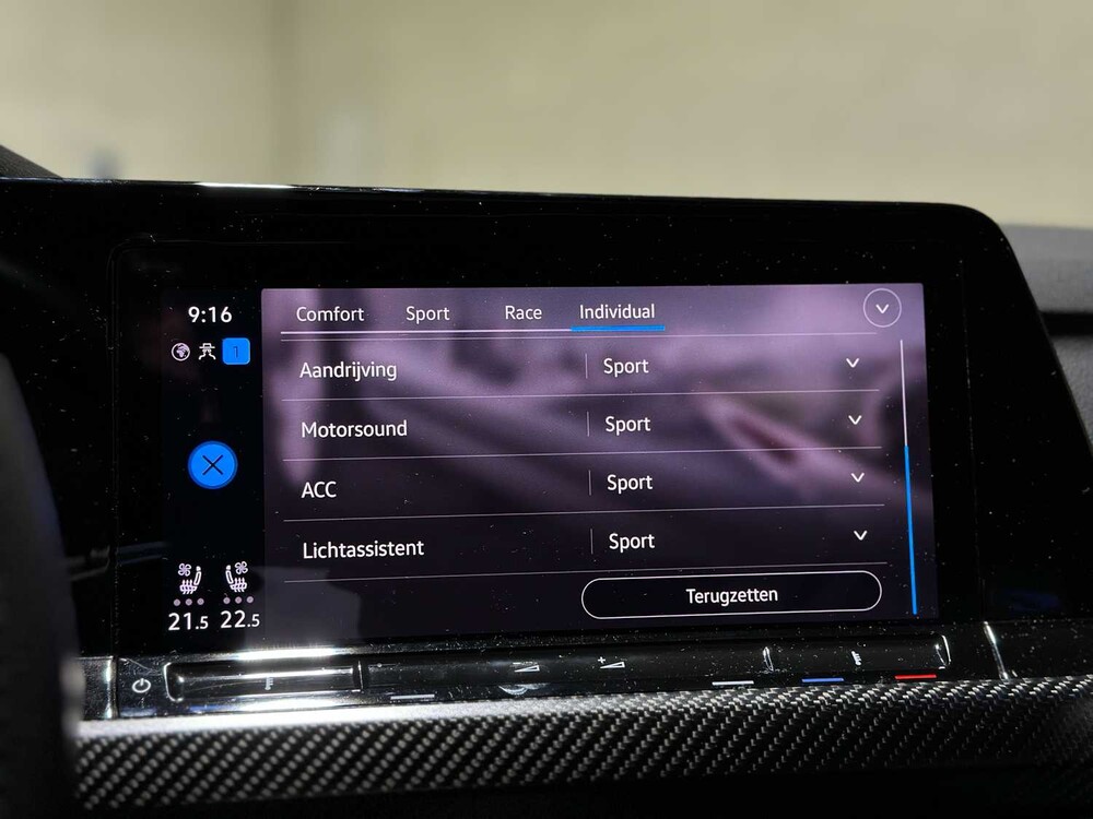 Volkswagen Golf VIII R 4Motion 20th Annniversary -AKRAPOVIC- 2.0 TSI 333hp 2023 LIMITED (Golf 8), NL REGISTRIERUNG