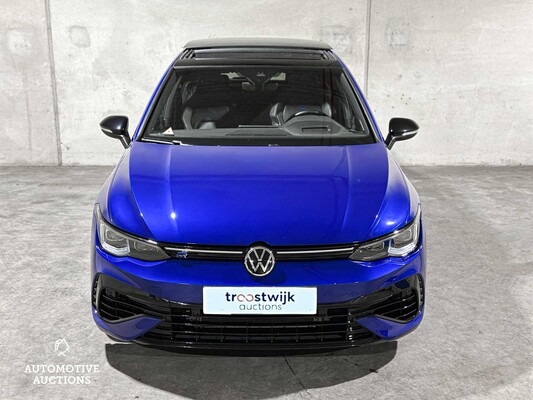 Volkswagen Golf VIII R 4Motion 20th Annniversary -AKRAPOVIC- 2.0 TSI 333pk 2023 LIMITED (Golf 8), NL-KENTEKEN
