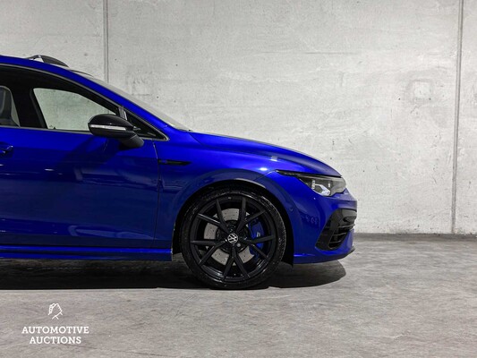 Volkswagen Golf VIII R 4Motion 20th Annniversary -AKRAPOVIC- 2.0 TSI 333pk 2023 LIMITED (Golf 8), NL-KENTEKEN