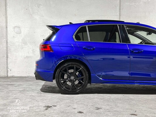 Volkswagen Golf VIII R 4Motion 20th Annniversary -AKRAPOVIC- 2.0 TSI 333hp 2023 LIMITED (Golf 8), NL REGISTRIERUNG