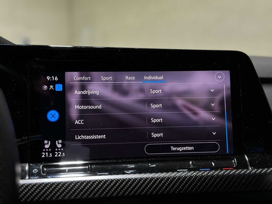 Volkswagen Golf VIII R 4Motion 20th Annniversary -AKRAPOVIC- 2.0 TSI 333hp 2023 LIMITED (Golf 8), NL REGISTRIERUNG