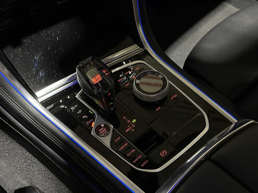 BMW M850i xDrive 4.4 V8 High Executive 530pk 2022 G16 8-serie Gran Coupé, GHF-05-B