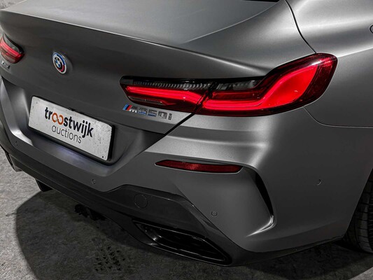 BMW M850i xDrive 4.4 V8 High Executive 530pk 2022 G16 8-serie Gran Coupé, GHF-05-B