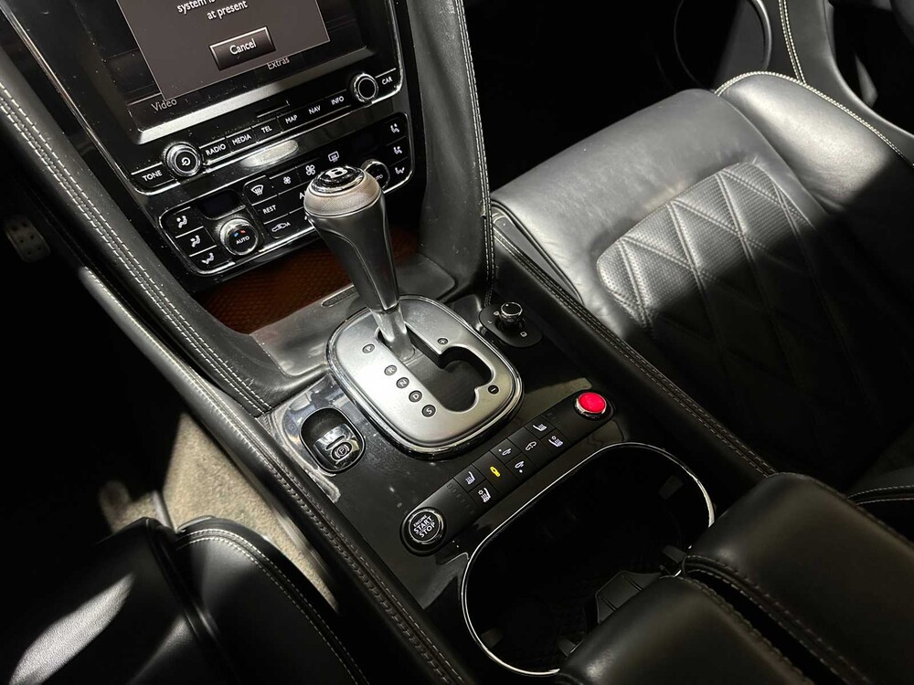 Bentley Continental GT 4.0 V8 507pk 2016, P-235-DL