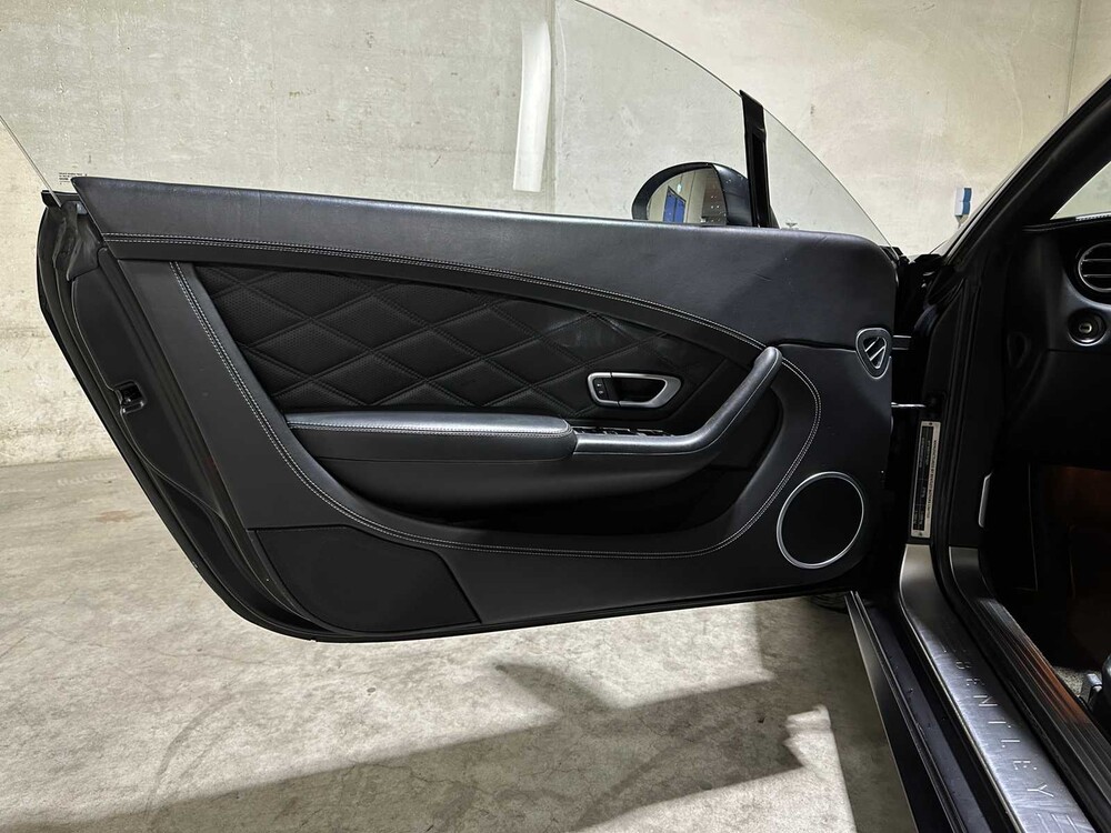 Bentley Continental GT 4.0 V8 507pk 2016, P-235-DL