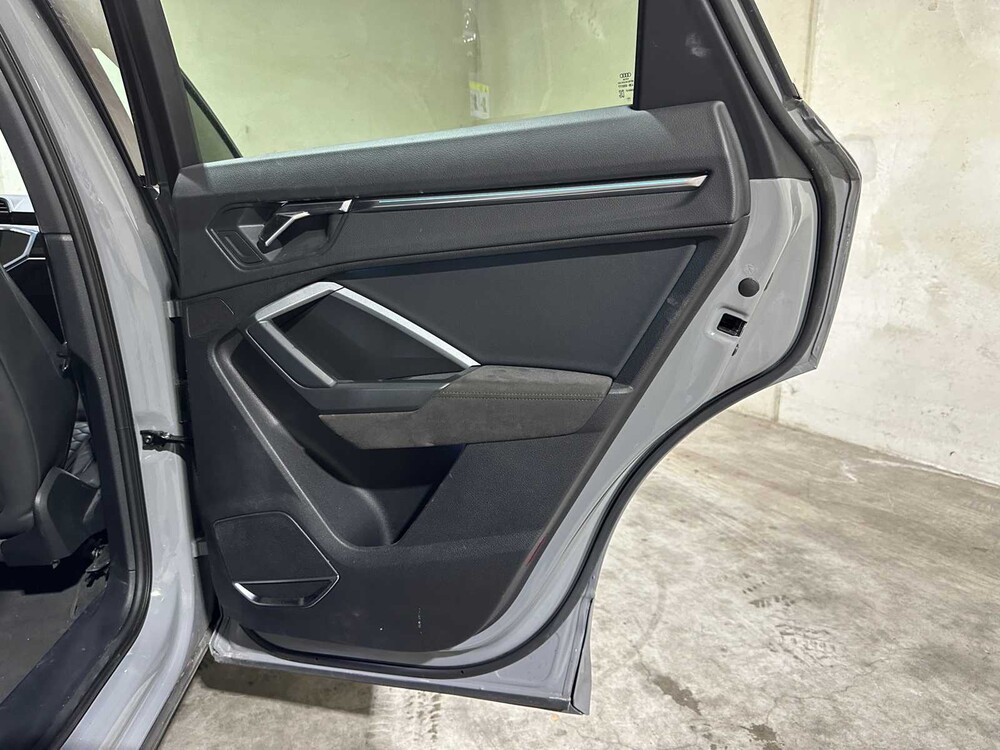 Audi RSQ3 2.5 TFSI Quattro 400pk 2021