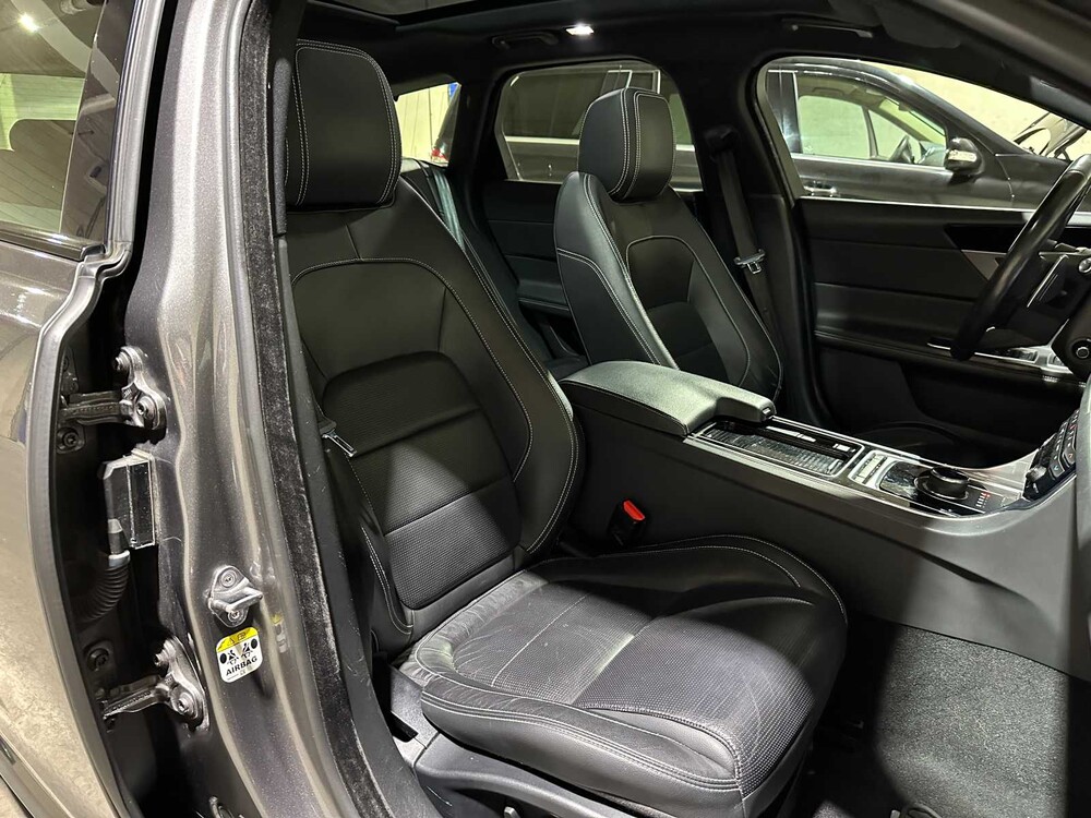 Jaguar XF Sportbrake 2.0d Portfolio 179pk 2017 (Origineel-NL), PZ-465-J