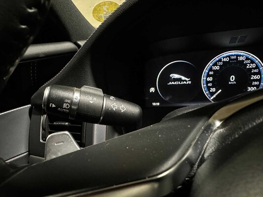 Jaguar XF Sportbrake 2.0d Portfolio 179pk 2017 (Origineel-NL), PZ-465-J