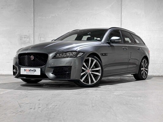 Luxury, sports and classic cars te Tiel