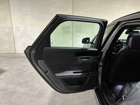 Jaguar XF Sportbrake 2.0d Portfolio 179pk 2017 (Origineel-NL), PZ-465-J